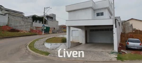 CASA À VENDA, CONDOMÍNIO FECHADO, 3 QUARTOS, 329 M²!!
