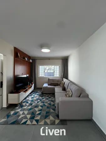 CASA À VENDA COM 3 QUARTOS, 90M²