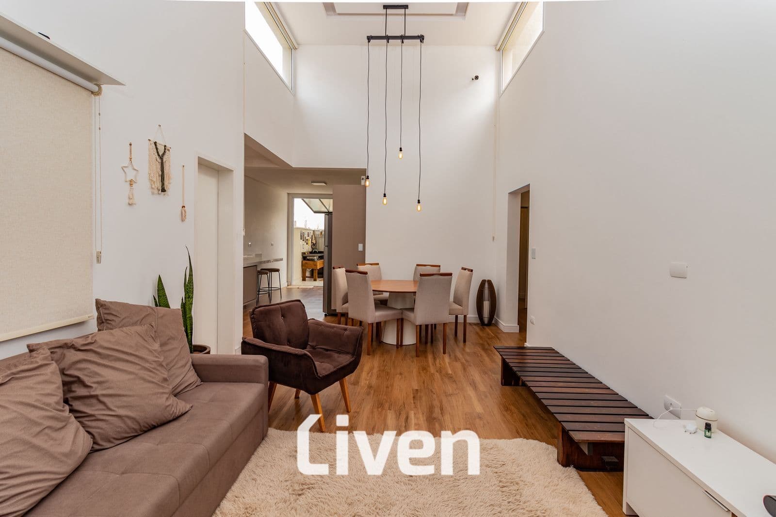 CASA À VENDA COM 3 QUARTOS, 132 M² - BOSQUE DOS MANACÁS!!
