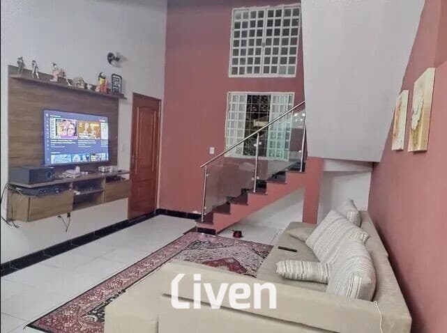 SOBRADO À VENDA, 3 DORMITÓRIOS, 280 M²!!