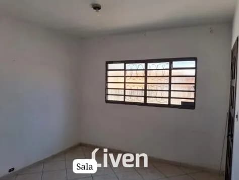 CASA À VENDA COM 2 QUARTOS, 150M²