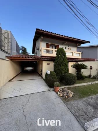 SOBRADO À VENDA, CONDOMÍNIO FECHADO, 3 QUARTOS, 360 M²!!