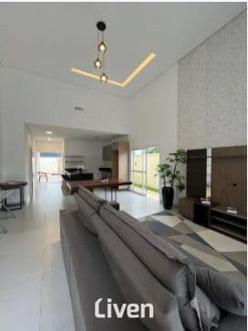 CASA À VENDA, CONDOMÍNIO FECHADO, 3 QUARTOS, 300 M²!!
