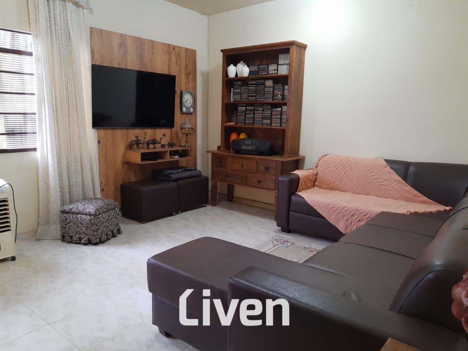 CASA TÉRREA À VENDA COM 3 QUARTOS, 85M² NA VILA INDUSTRIAL