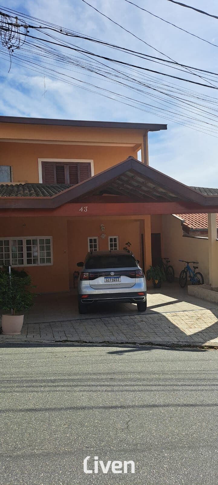 SOBRADO À VENDA EM CONDOMÍNIO FECHADO, 3 QUARTOS, 250 M² - BELL PARK!!