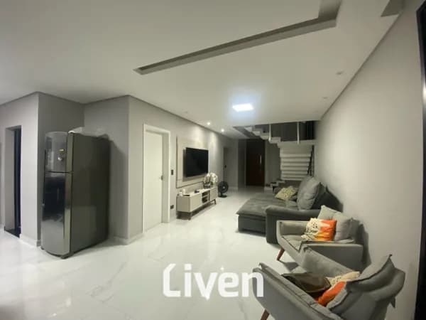 SOBRADO EM CONDOMÍNIO À VENDA COM 4 QUARTOS, 220M²