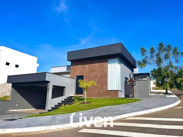 CASA À VENDA, CONDOMÍNIO FECHADO, 3 QUARTOS, 250 M²!!