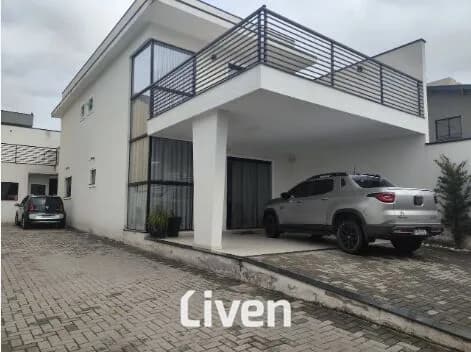 SOBRADO À VENDA, 3 QUARTOS, 250 M²!!
