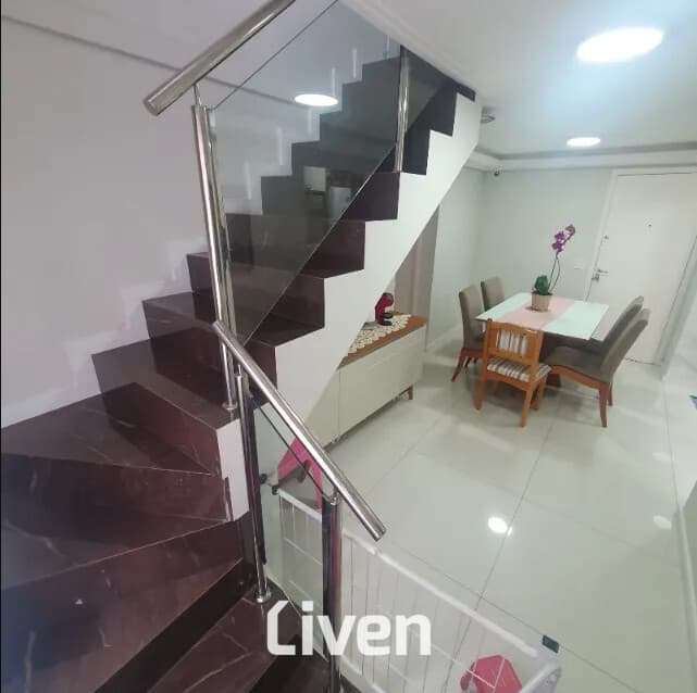 COBERTURA À VENDA, 2 QUARTOS, 116 M²!!