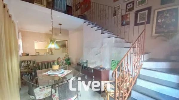 SOBRADO À VENDA COM 3 QUARTOS, 95 M² - JARDIM DAS INDÚSTRIAS!!