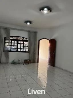 SOBRADO À VENDA COM 3 QUARTOS, 205M²
