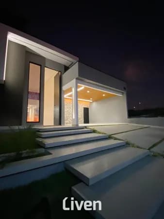 CASA EM CONDOMÍNIO À VENDA COM 3 QUAROS, 189M²