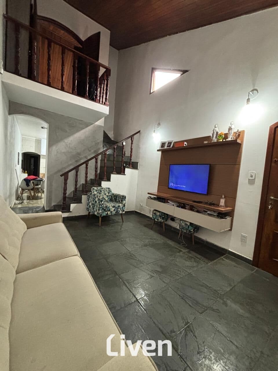 SOBRADO À VENDA COM 3 QUARTOS, 77M² NO BOSQUE DOS EUCALIPTOS