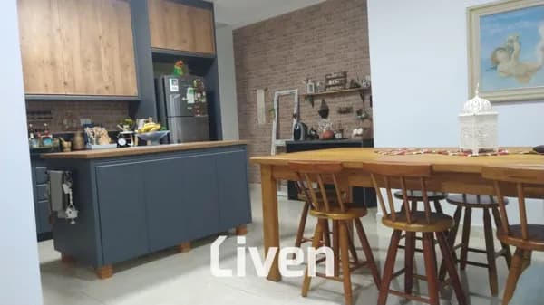 SOBRADO À VENDA COM 3 QUARTOS, 150M²