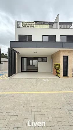 SOBRADO À VENDA COM 3 QUARTOS, 130 M² - JARDIM DAS INDÚSTRIAS!!