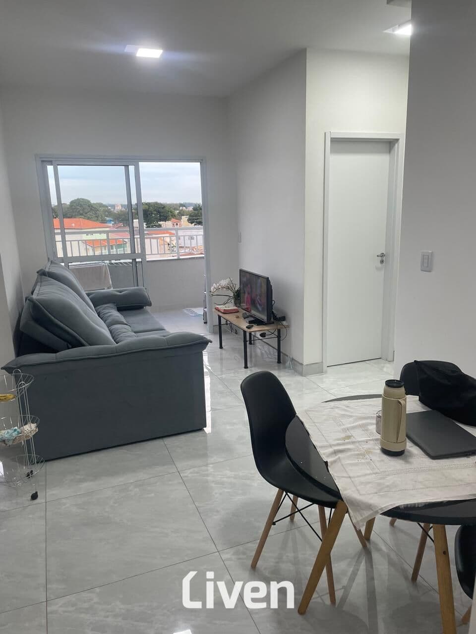 APARTAMENTO À VENDA COM 2 QUARTOS, 64M²