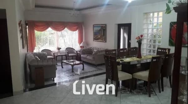 SOBRADO À VENDA COM 5 QUARTOS, 270 M² - JARDIM ESPLANADA!!