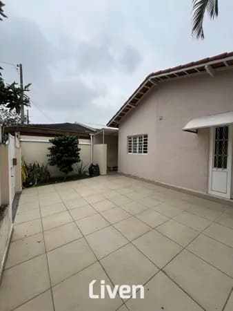 Casa lote inteiro e térrea - Jardim Esplanada