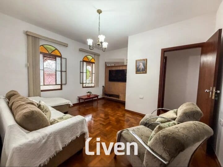 CASA À VENDA COM 3 QUARTOS, 312 M² - BOSQUE DOS EUCALIPTOS!!