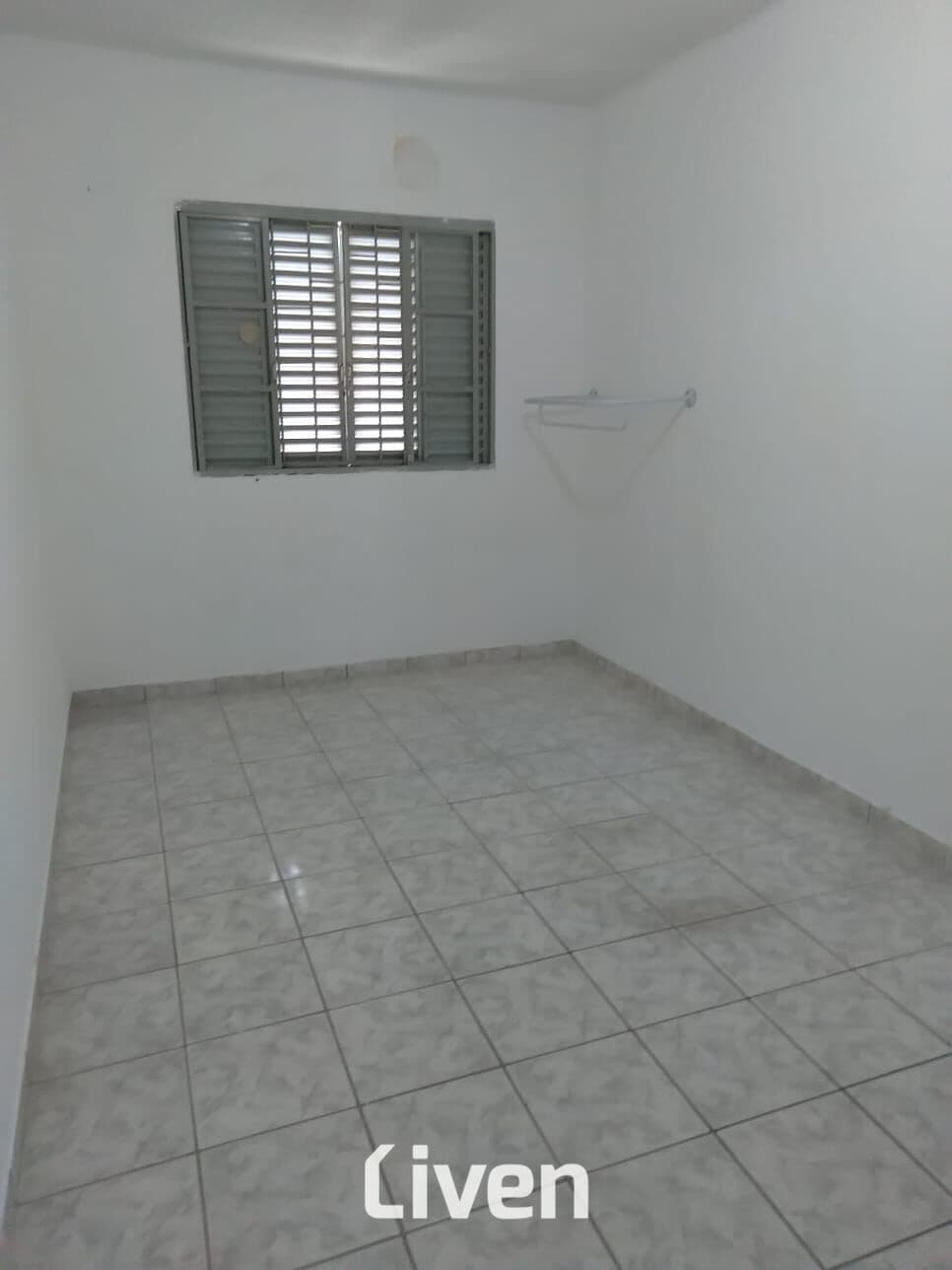 CASA À VENDA COM 2 QUARTOS, 90M²