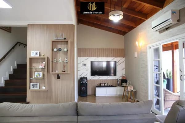 Casa mobiliada no bairro Ariribá em Balneário Camboriú