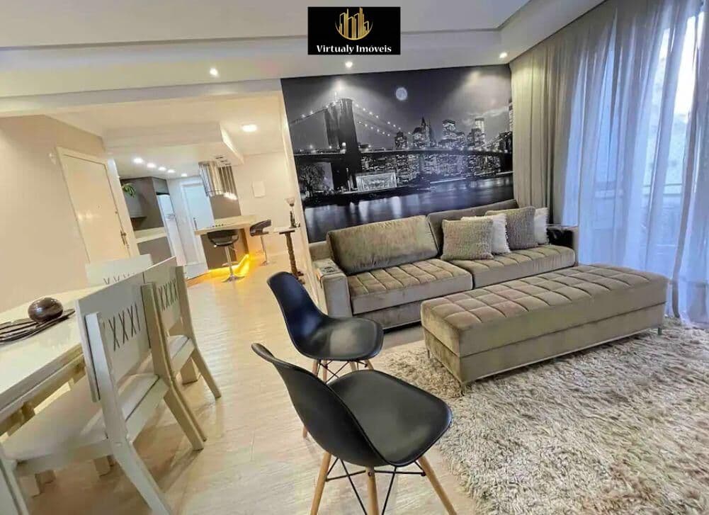 Cobertura mobiliada dividida em 02 apartamentos em Balneário Camboriú