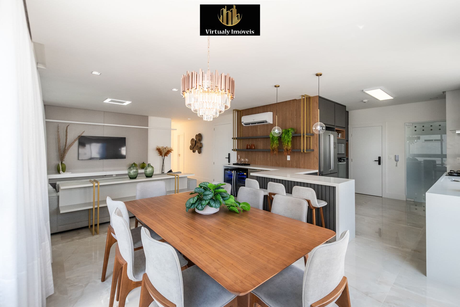 Apartamento mobiliado no Edifício Bréscia em Balneário Camboriú