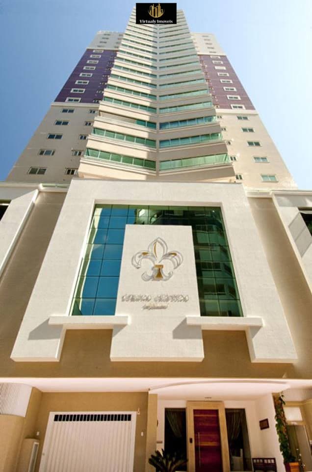 Apartamento diferenciado no Edifício Lorena Cristina em Balneário Camboriú
