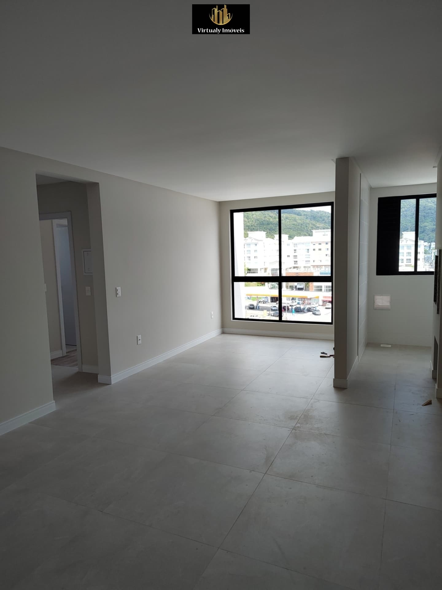 Apartamento no Edifício Montefiore em Balneário Camboriú