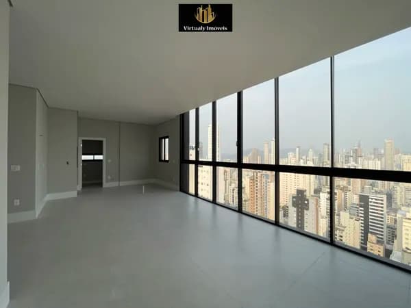 Apartamento andar alto no Edifício Soho Village em Balneário Camboriú