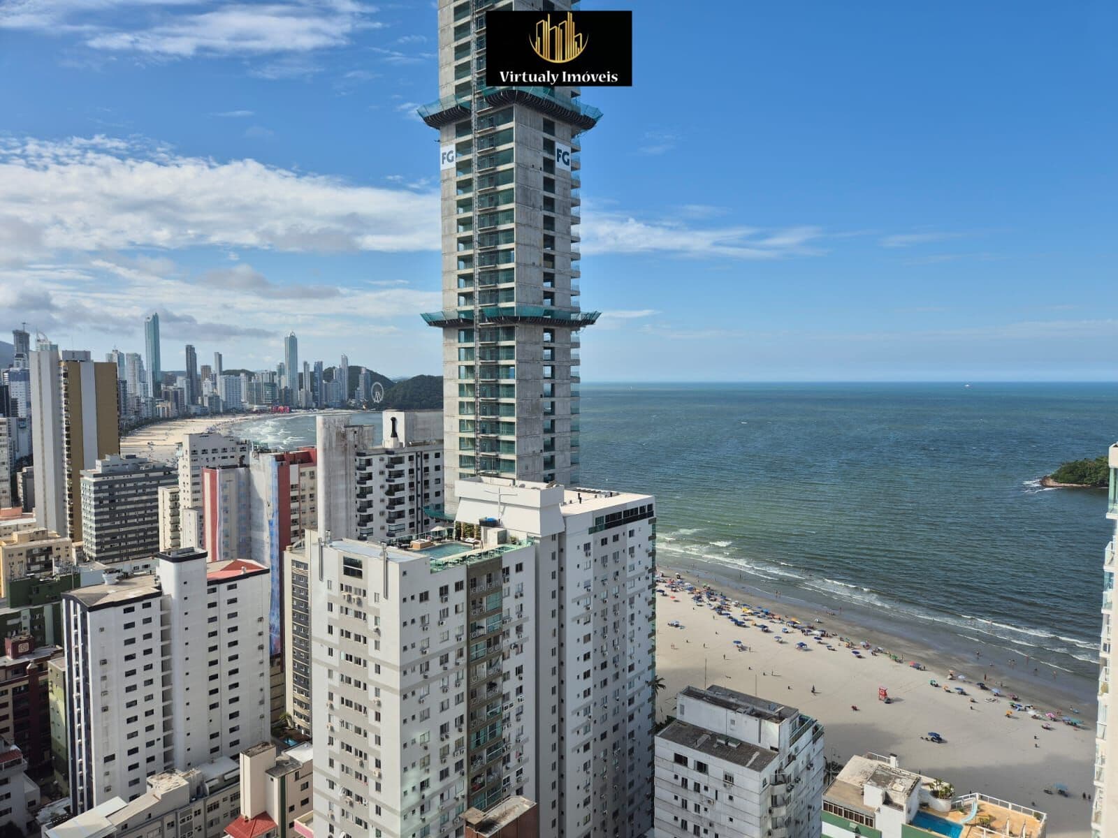 Apartamento no Edifício La Belle Tour em Balneário Camboriú