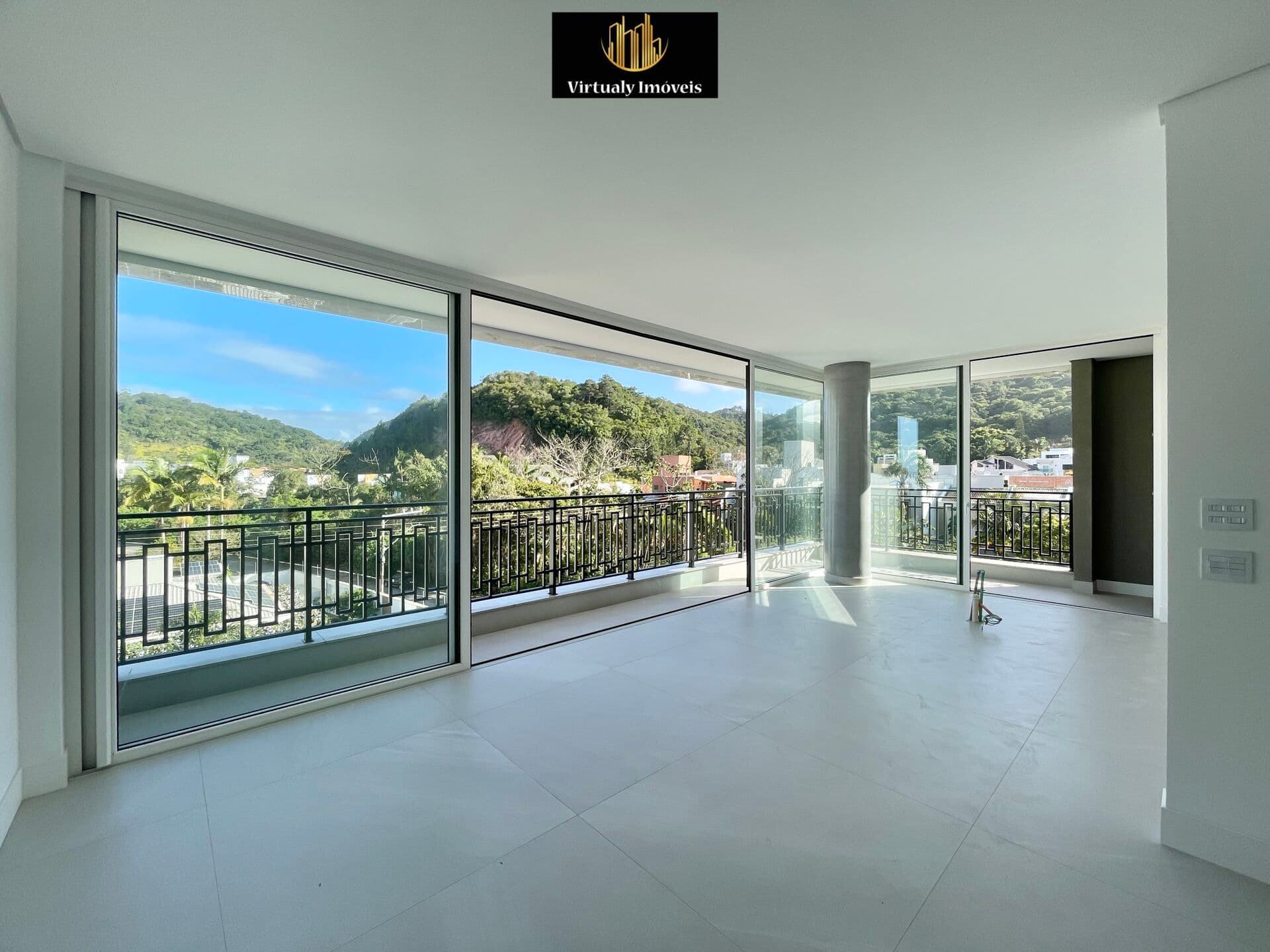 Apartamento no Edifício Brava Aikon na Praia Brava em Itajaí