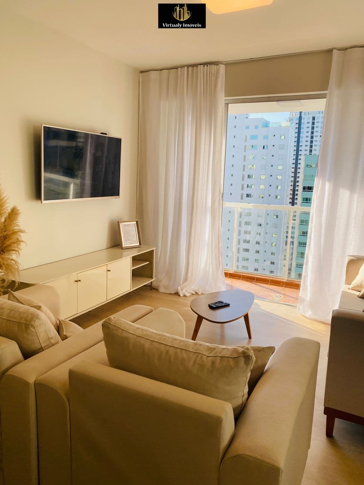 Apartamento mobiliado no Edifício Central em Balneário Camboriú