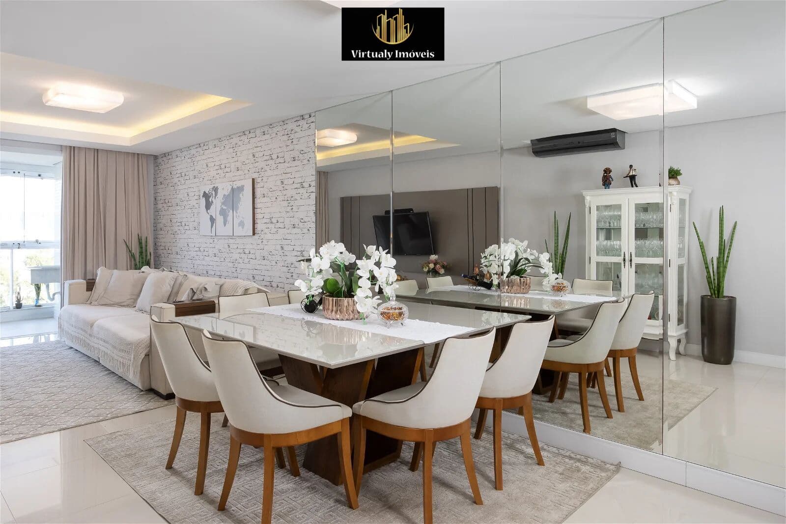 Apartamento no Edifício Amores da Brava em Itajaí