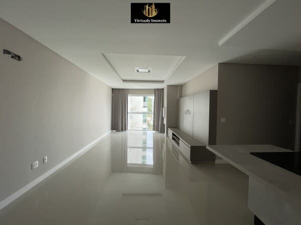Apartamento com 130m no Edifício Carmel Vista Alta em Balneário Camboriú