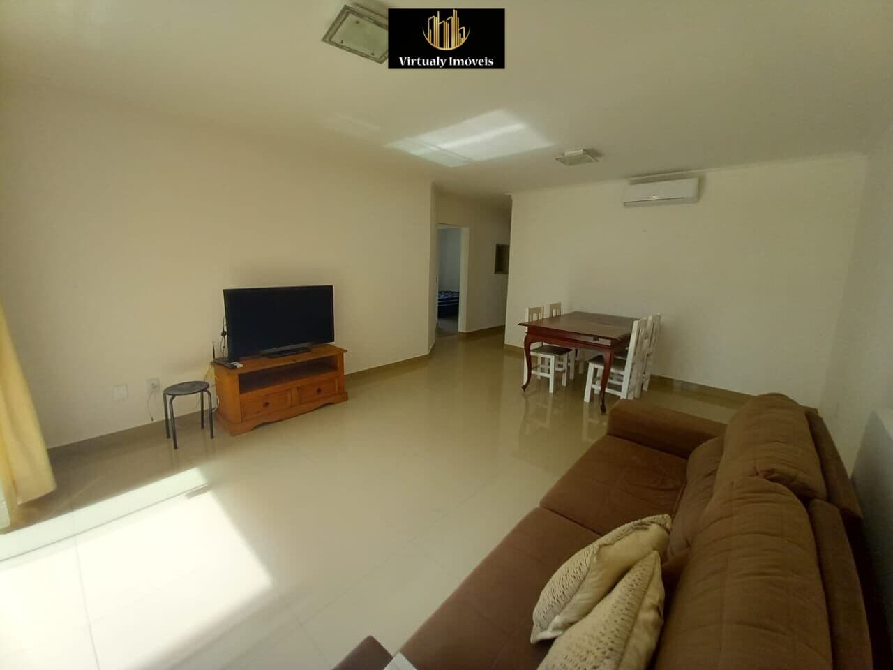 Apartamento para locação com 02 suítes na Praia Brava em Itajaí