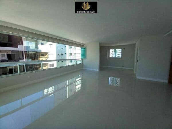 Apartamento no Edifício Cidade Jardim em Balneário Camboriú