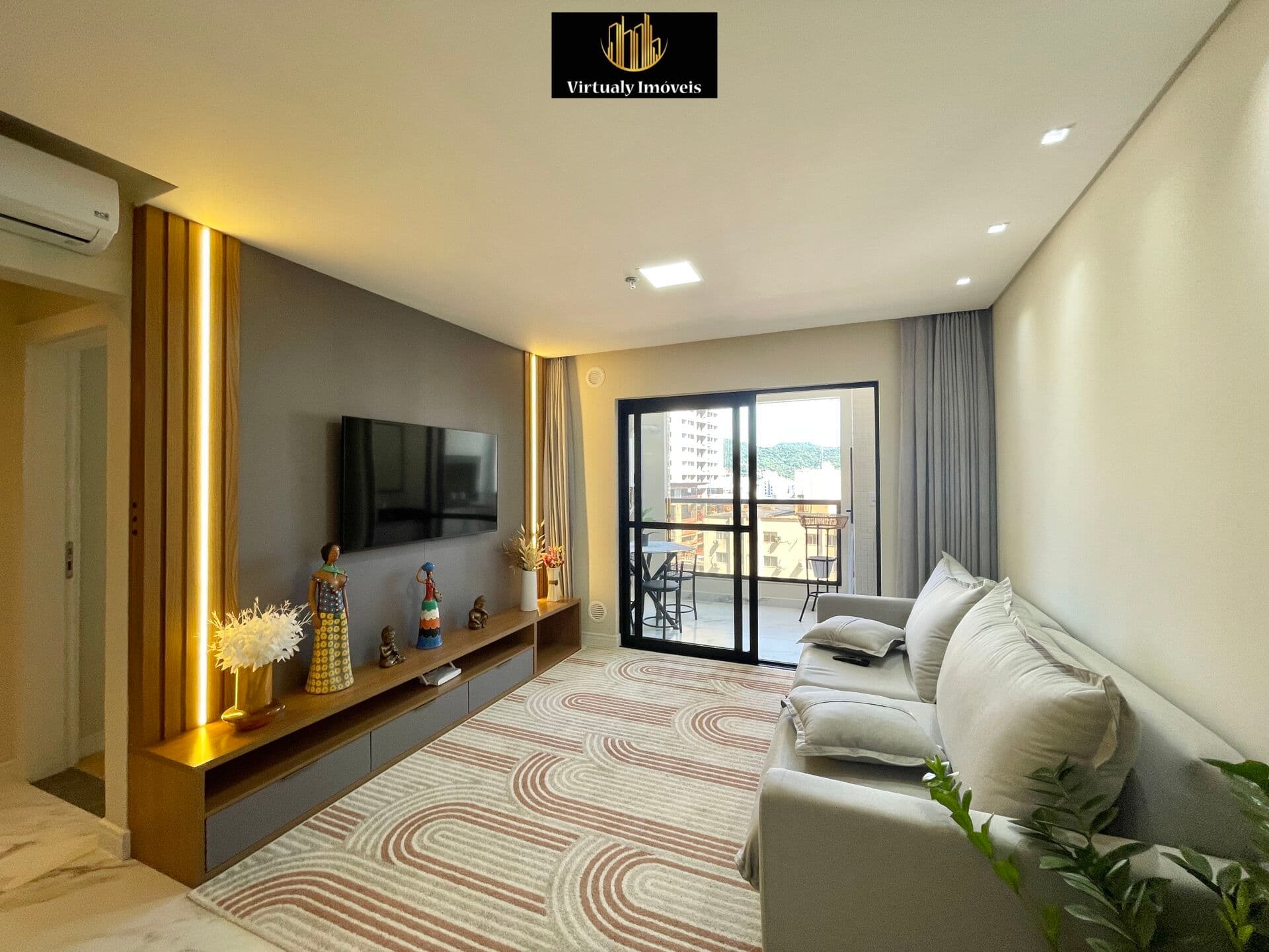 Apartamento mobiliado no Edifício Paganini Tower em Balneário Camboriú