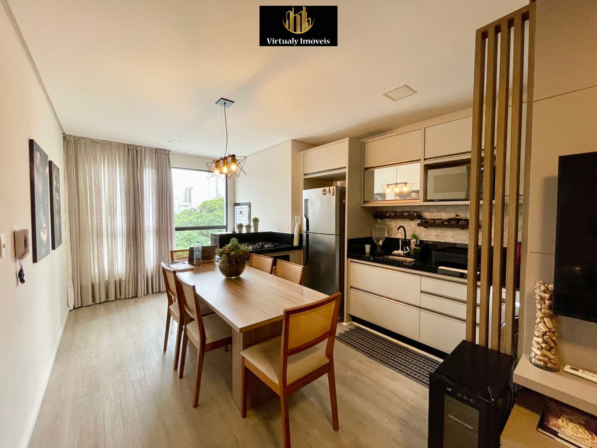 Apartamento mobiliado no Edifício Elisa em Balneário Camboriú