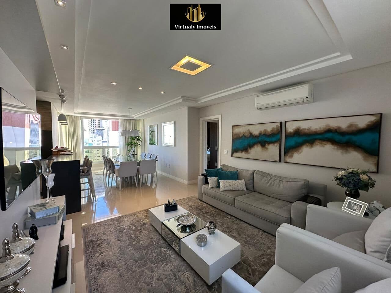 Apartamento mobiliado no Edifício Peniche em Balneário Camboriú