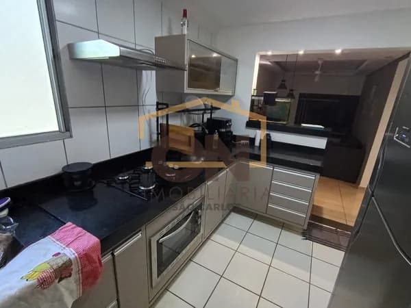 Apartamento à Venda no Edifício Monte Europa