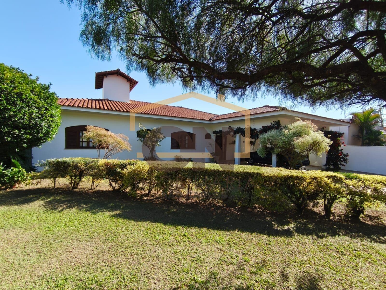 Casa à Venda no Condomínio Parque Sabará