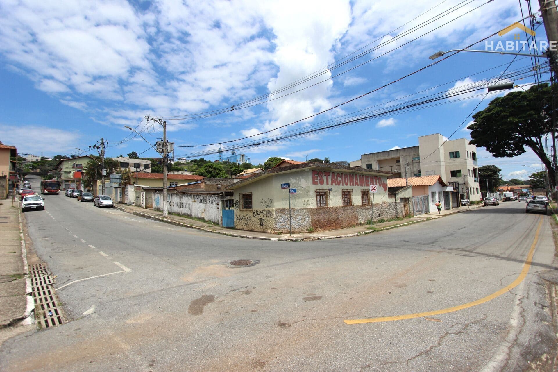 Lote no centro de Ibirité com 562,69 m2
