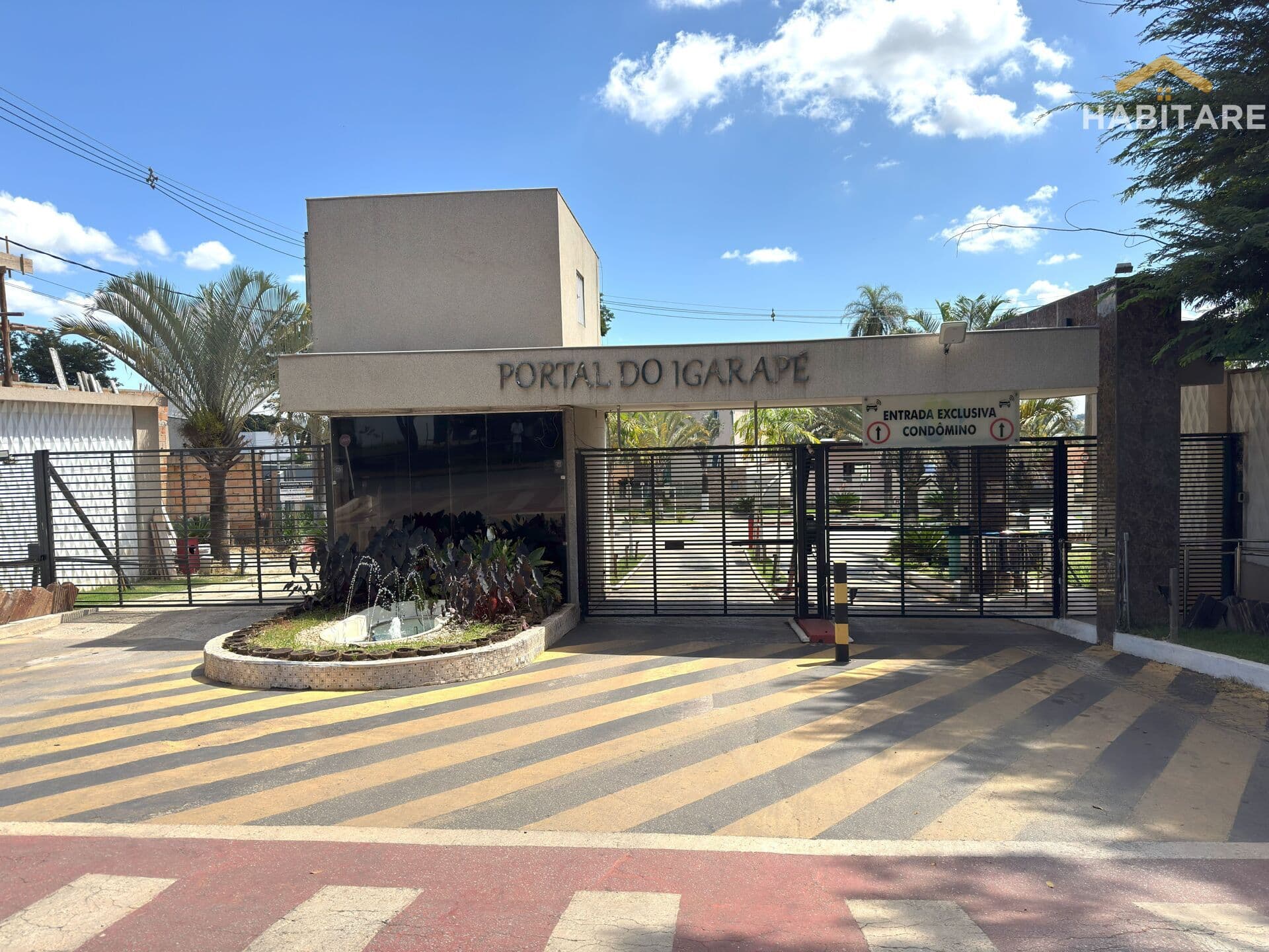 Casa em Condomínio Portal do Igarapé