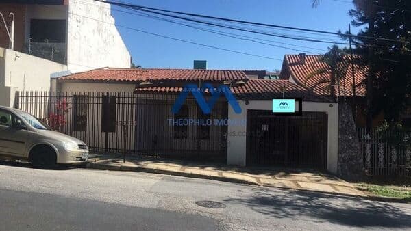 Excelente Casa à Venda