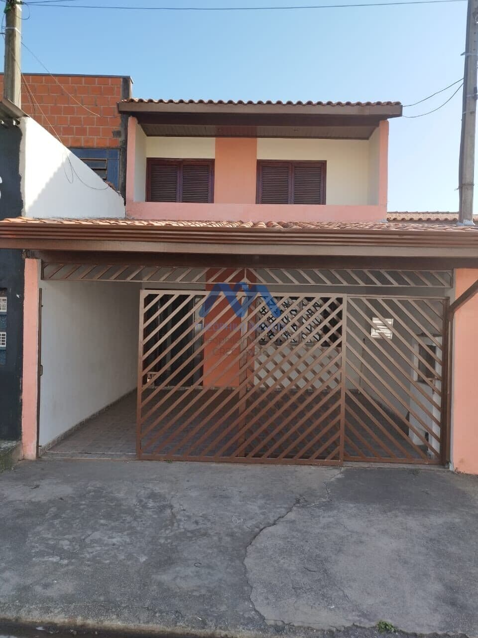 Sobrado em Sorocaba - Jardim Residencial Deolinda Guerra