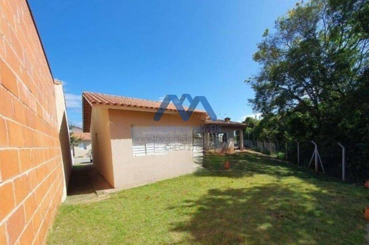 EXCELENTE CASA TÉRREA EM CONDOMÍNIO!