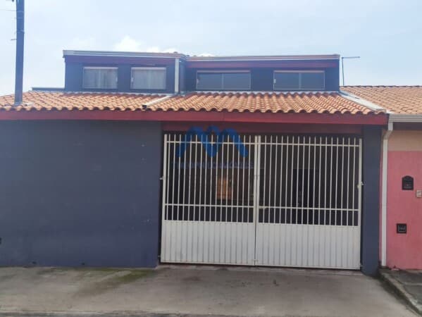 Excelente Sobrado á Venda!