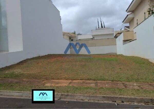 Excelente Terreno em Condomínio à Venda