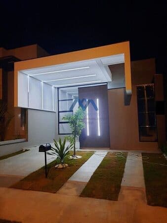 Lindíssima Casa à Venda em Condomínio